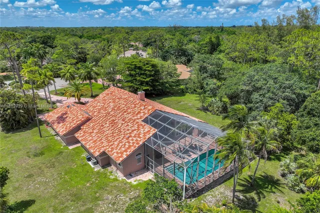 $1,449,000 | 7562 Northwest 51st Place, Coral Springs, FL 33067
