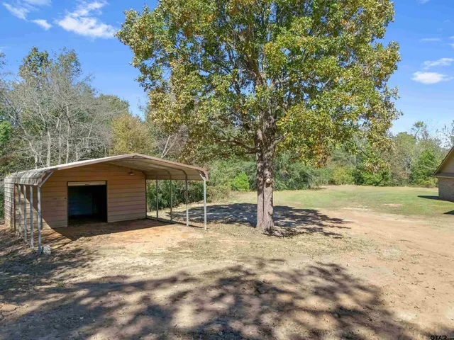 a view of a outdoor space