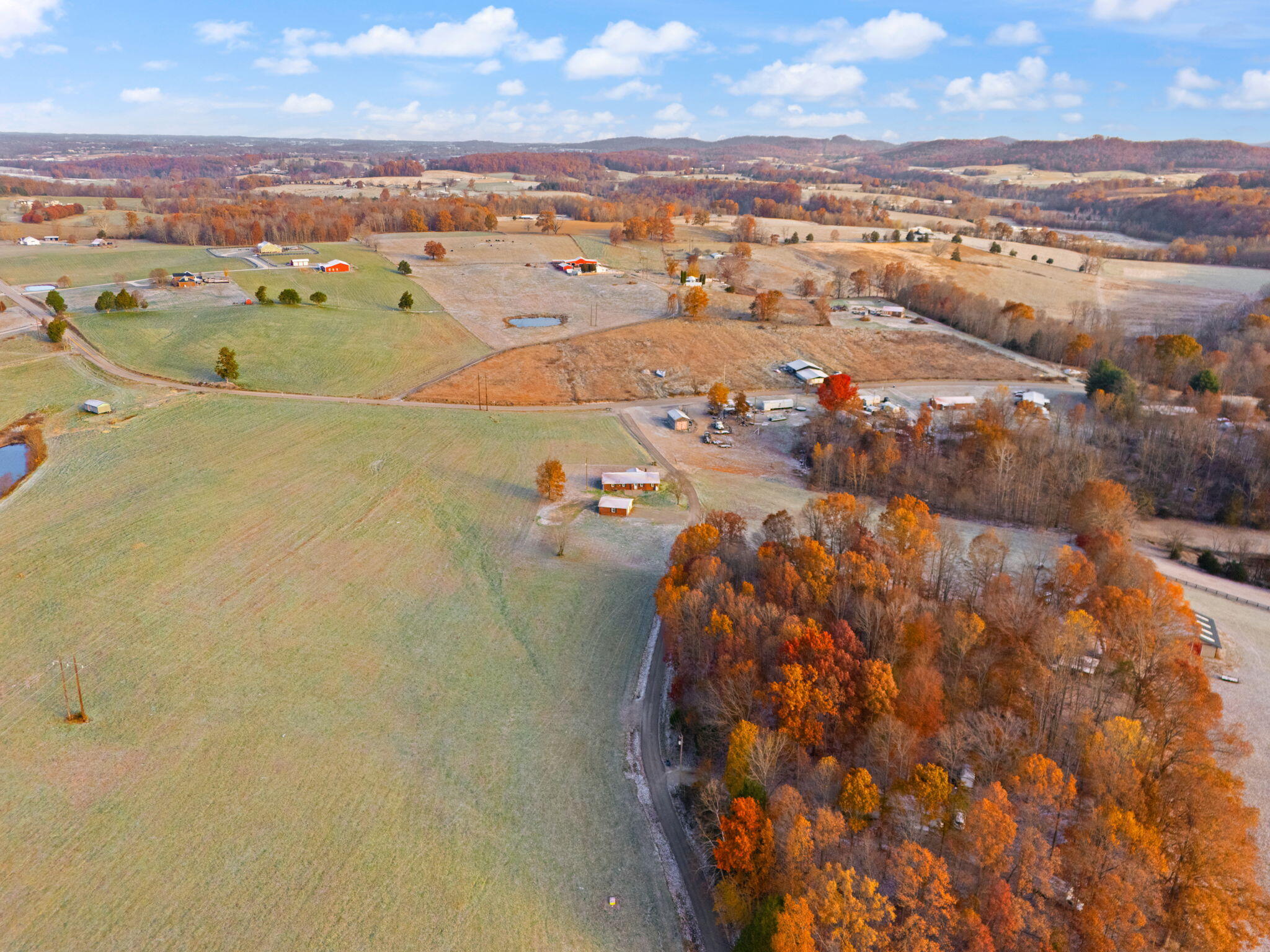 1237 Hwy 934 Jet Ping Road Somerset, KY 42503 - Photo 58 of 69 58-web-or-mls-DJI_20251111083118_0072_D