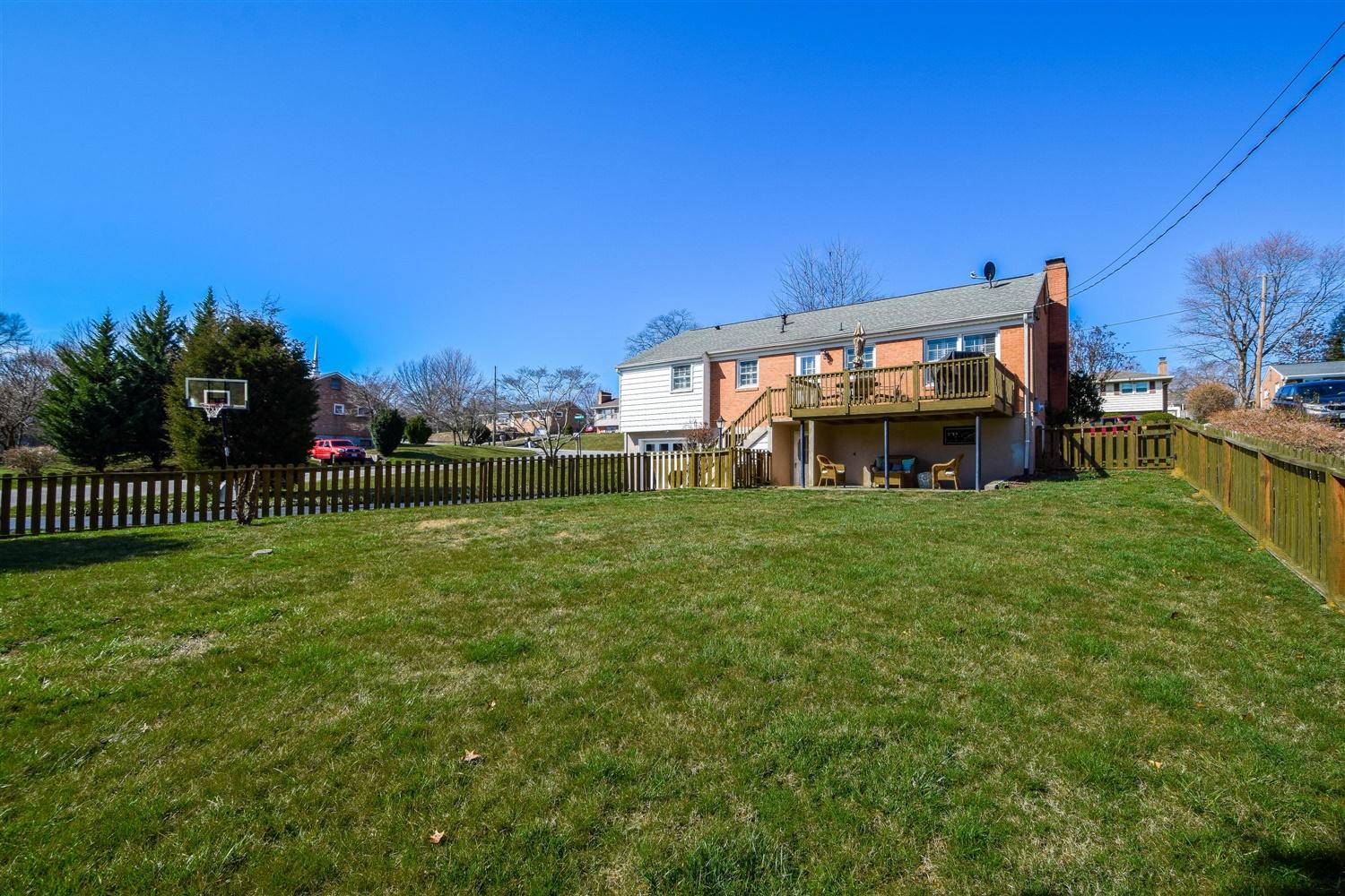 3486 Greencliff Road Roanoke, VA 24018 - Photo 28 of 30 Corner lot