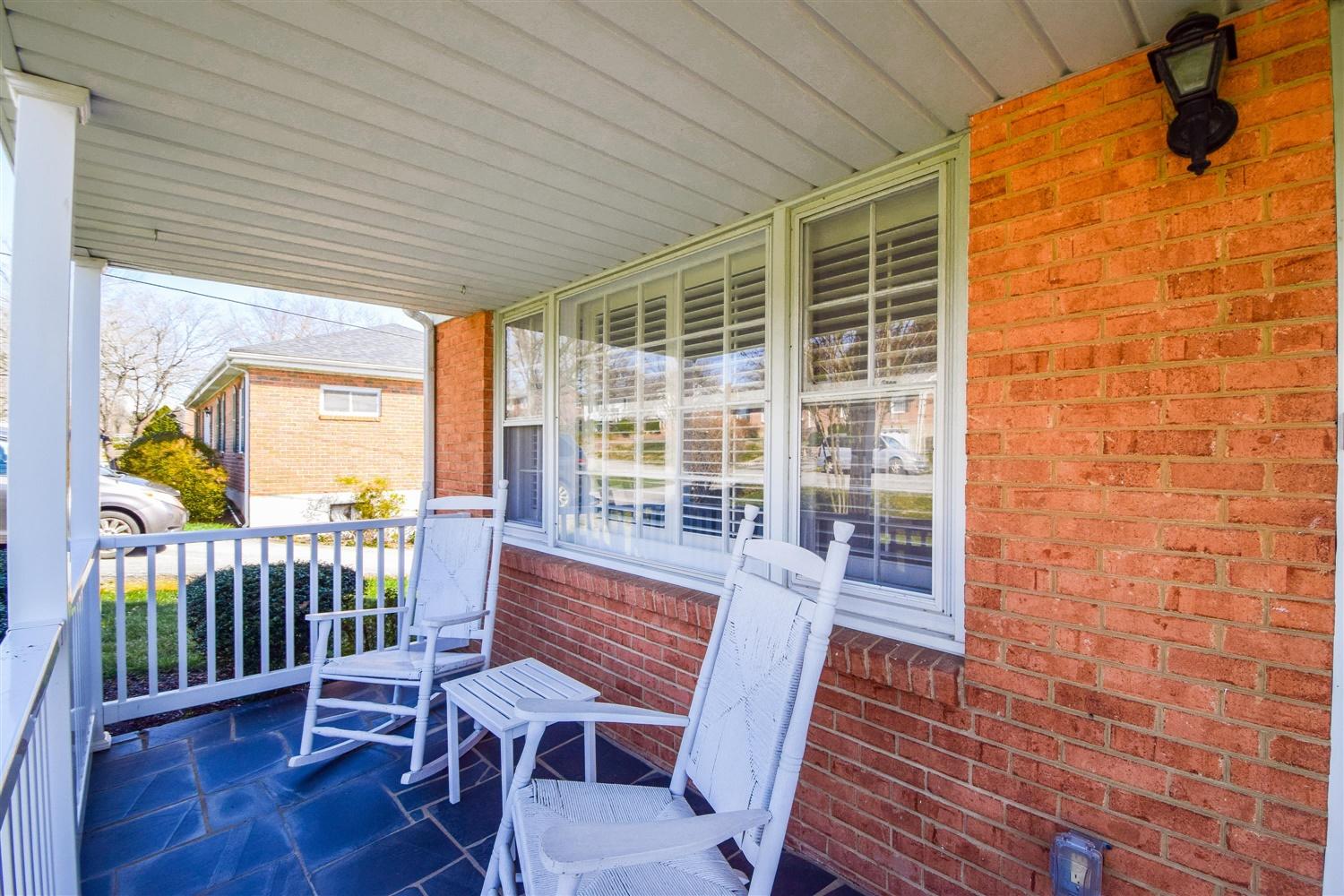 3486 Greencliff Road Roanoke, VA 24018 - Photo 4 of 30 Rocking chair front porch