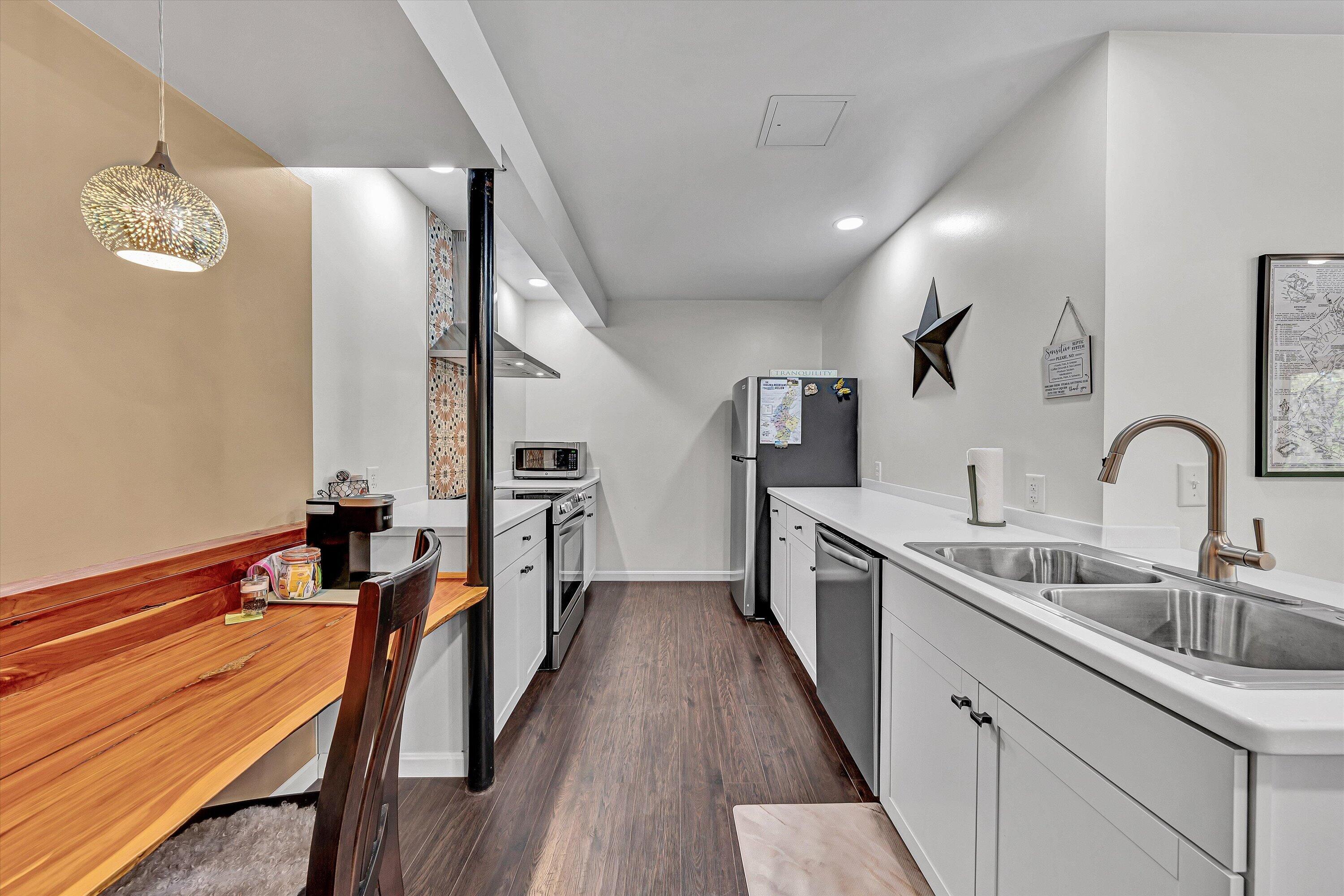 1124 Old Hollow Road Buchanan, VA 24066 - Photo 51 of 73 50-DSC00369