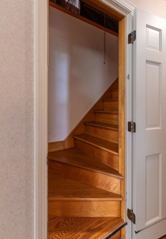 1196 Florence Road Northampton, MA 01062 - Photo 32 of 40