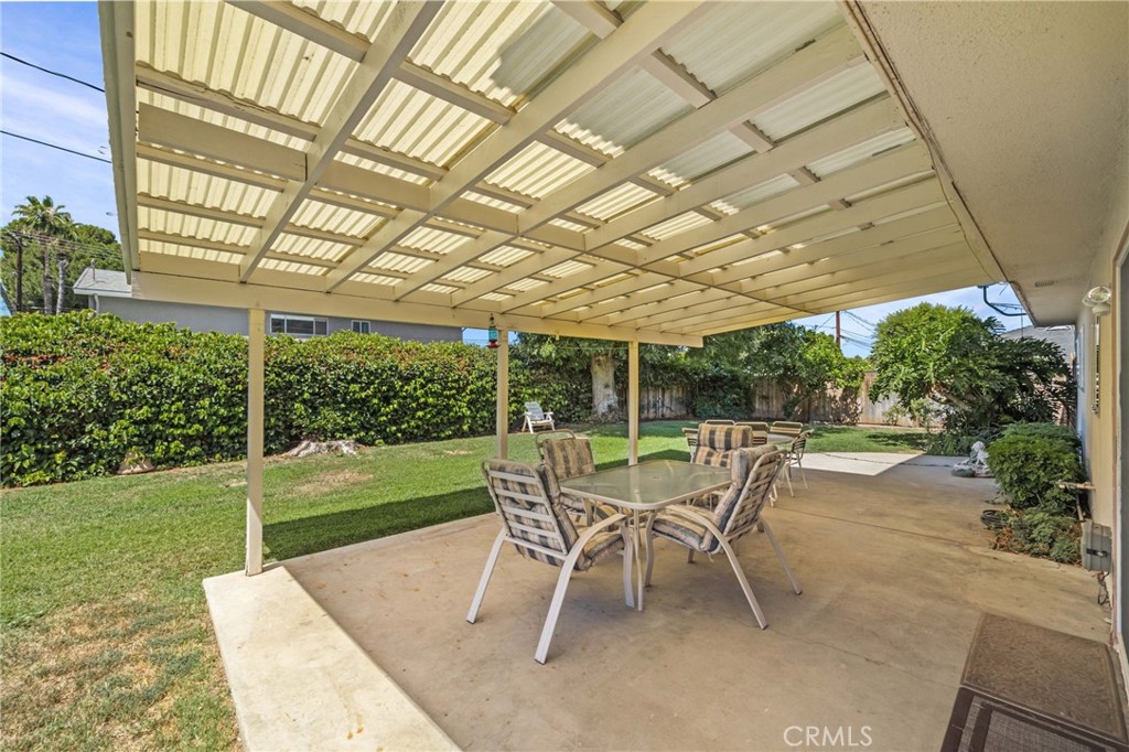 2994 Bautista Street Riverside, CA 92506 - Photo 32 of 37 a patio with a yard table and chairs