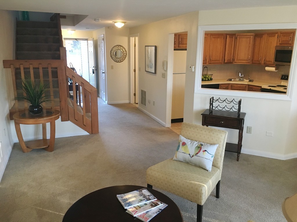 515 Ridgefield Circle, Unit B Clinton, MA 01510 - Photo 3 of 21 Gallery Image 3