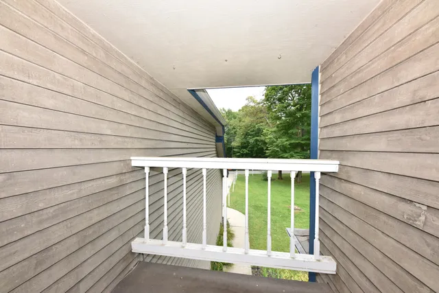 $529,900 | 8451 Wesley Court, Farmington, WI 53040