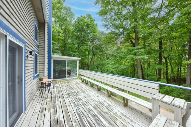 $529,900 | 8451 Wesley Court, Farmington, WI 53040