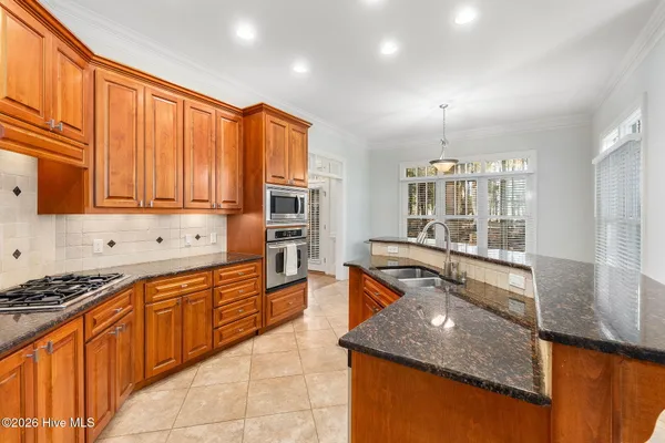 $594,000 | 174 Southern Magnolia Lane, Wallace, NC 28466
