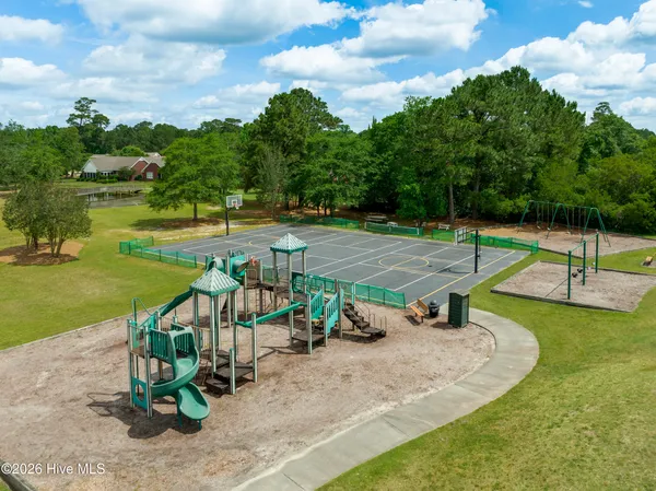 $634,000 | 174 Southern Magnolia Lane, Wallace, NC 28466
