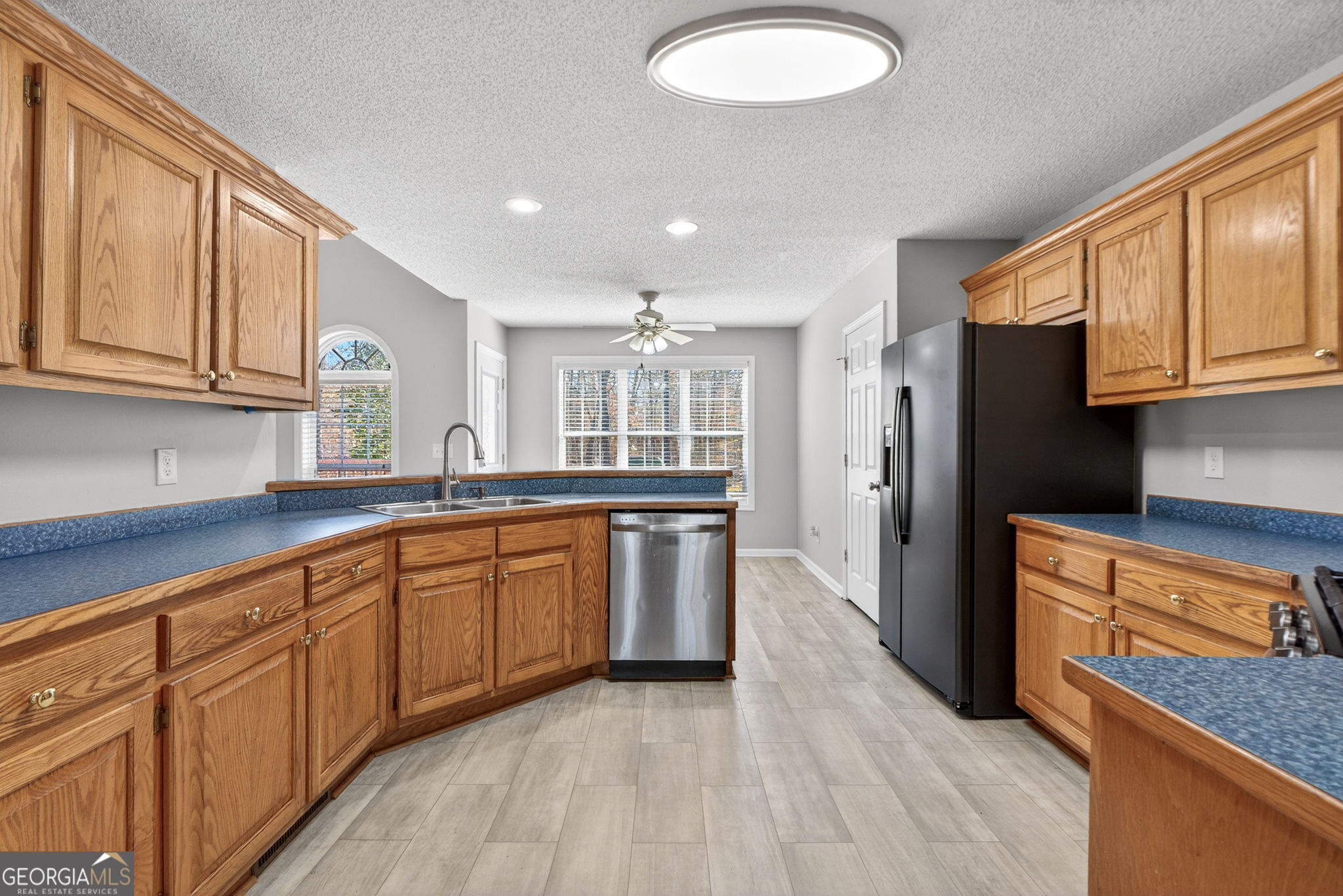 270 Cannafax Road Barnesville, GA 30204 - Photo 16 of 48