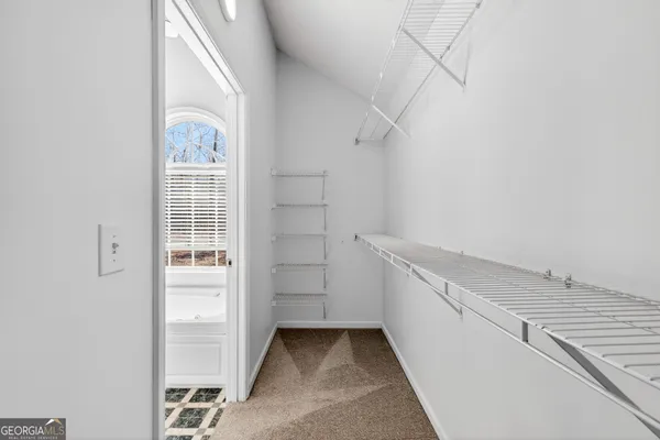a view of utility room