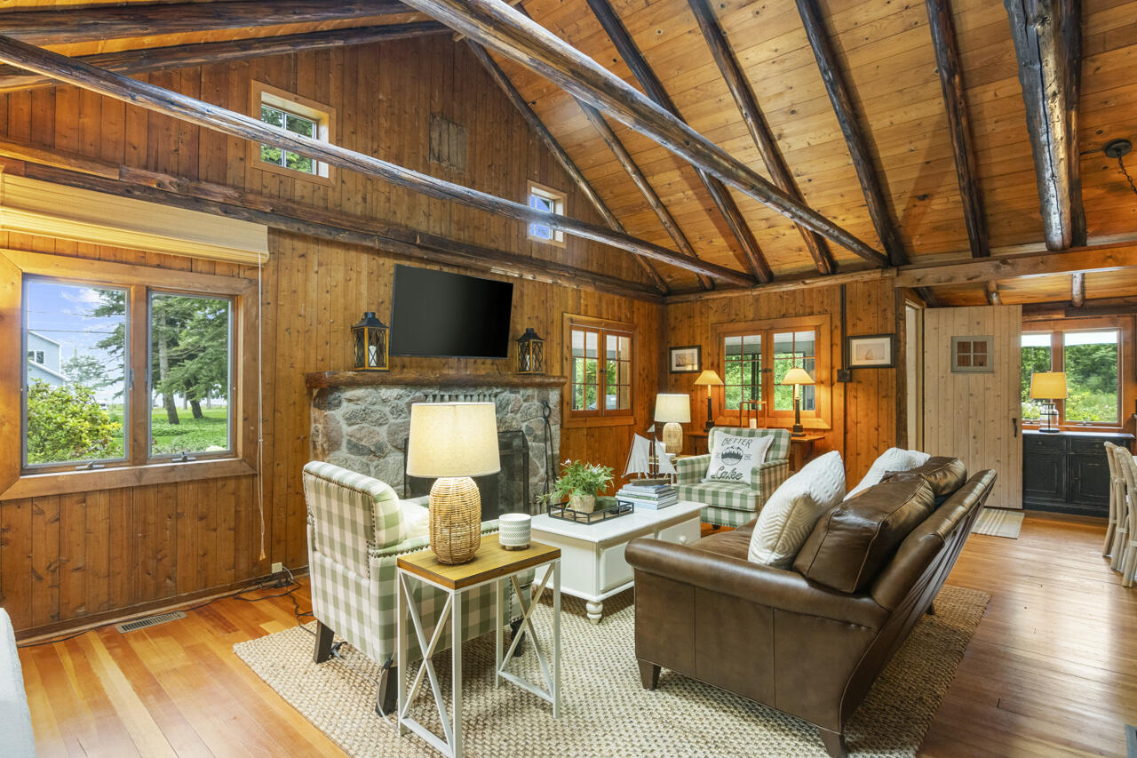 1696 Nichols Road Beulah, MI 49617 - Photo 12 of 49 11-Scene-7