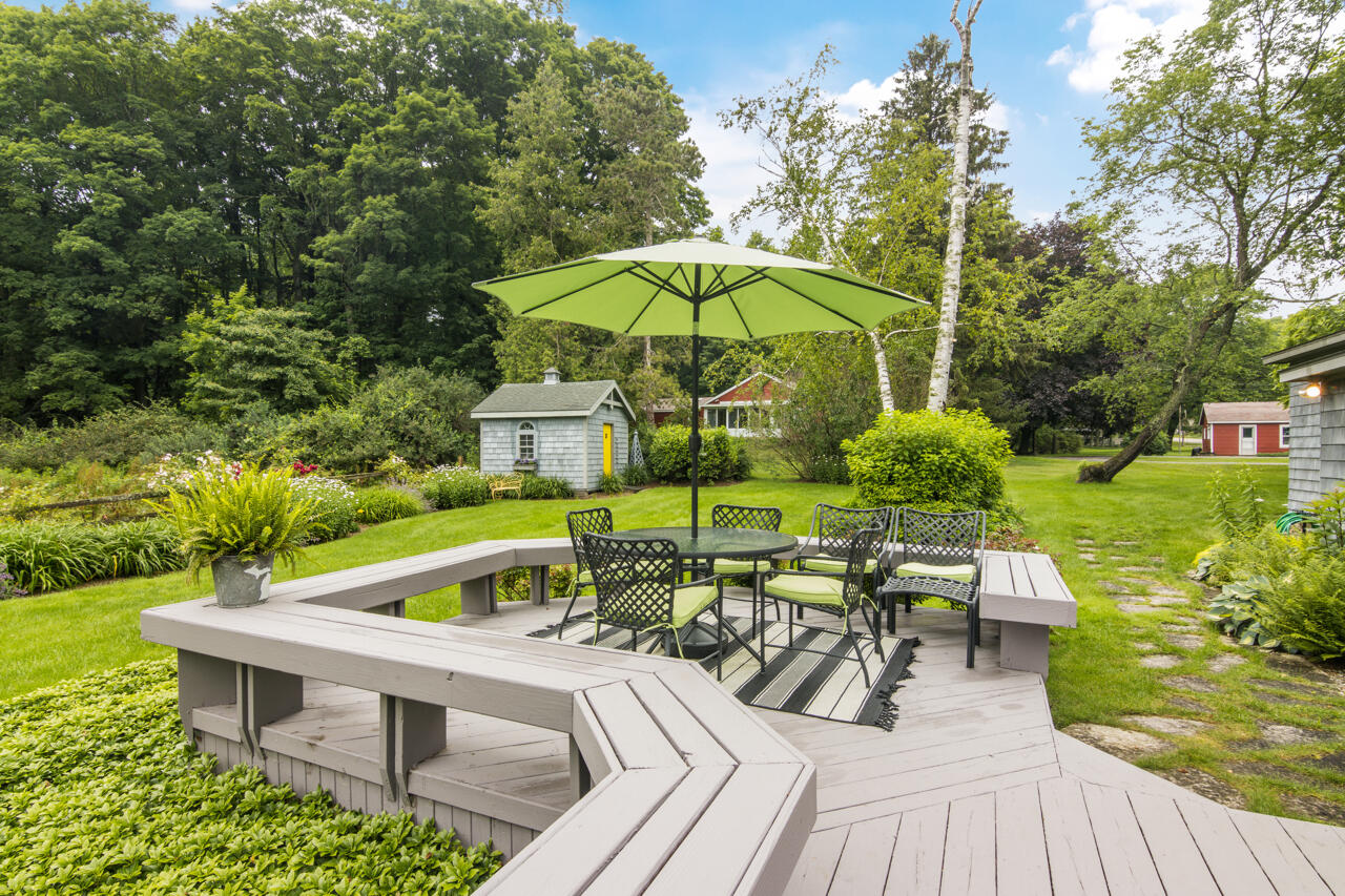 1696 Nichols Road Beulah, MI 49617 - Photo 21 of 49 31-Scene-27