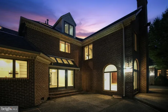 $1,850,000 | 712 Kimberly Drive, Moorestown, NJ 08057