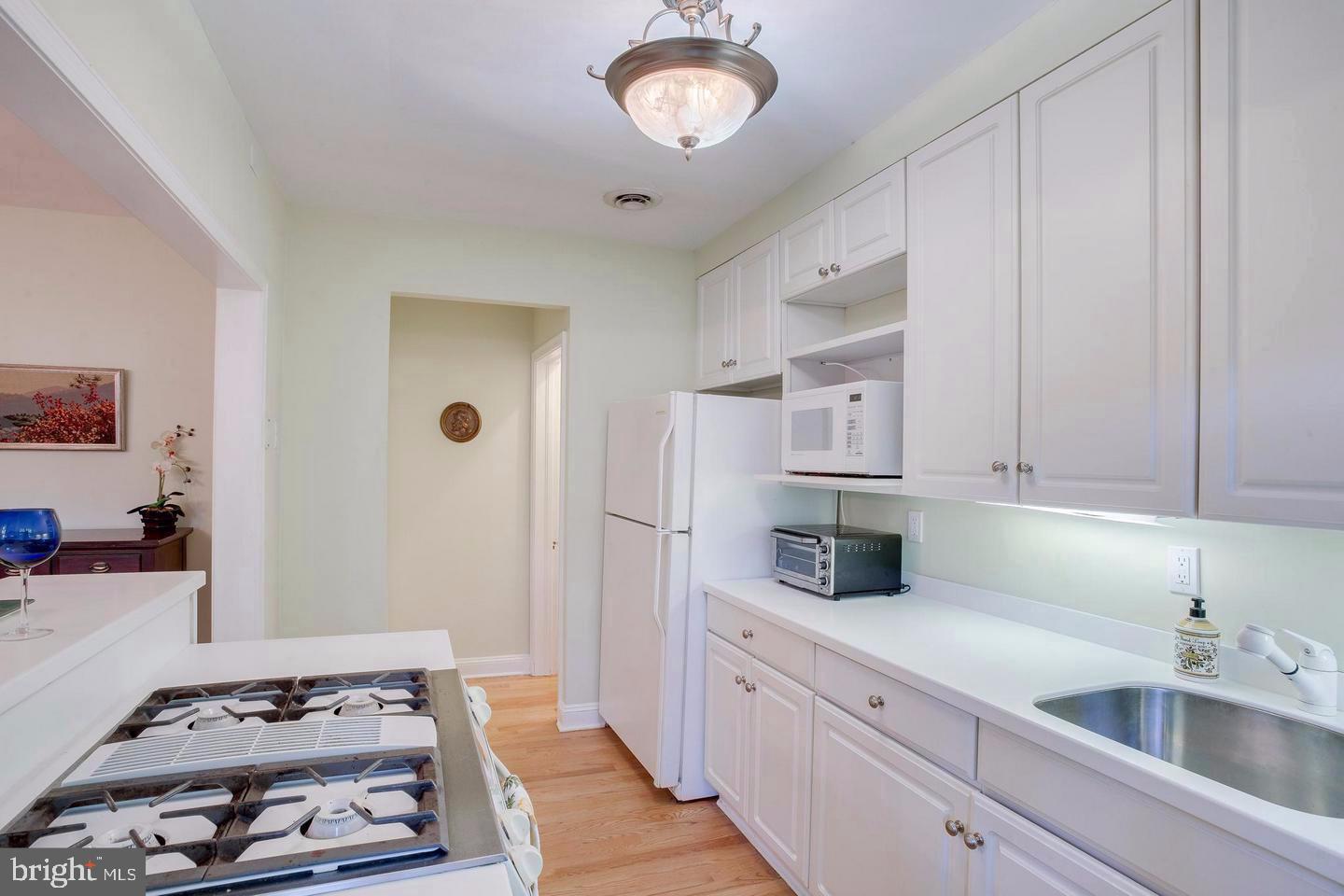 5006 Broadmoor Road Baltimore, MD 21212 - Photo 8 of 34
