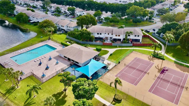 $365,000 | 10554 Northwest 3rd Street, Pembroke Pines, FL 33026