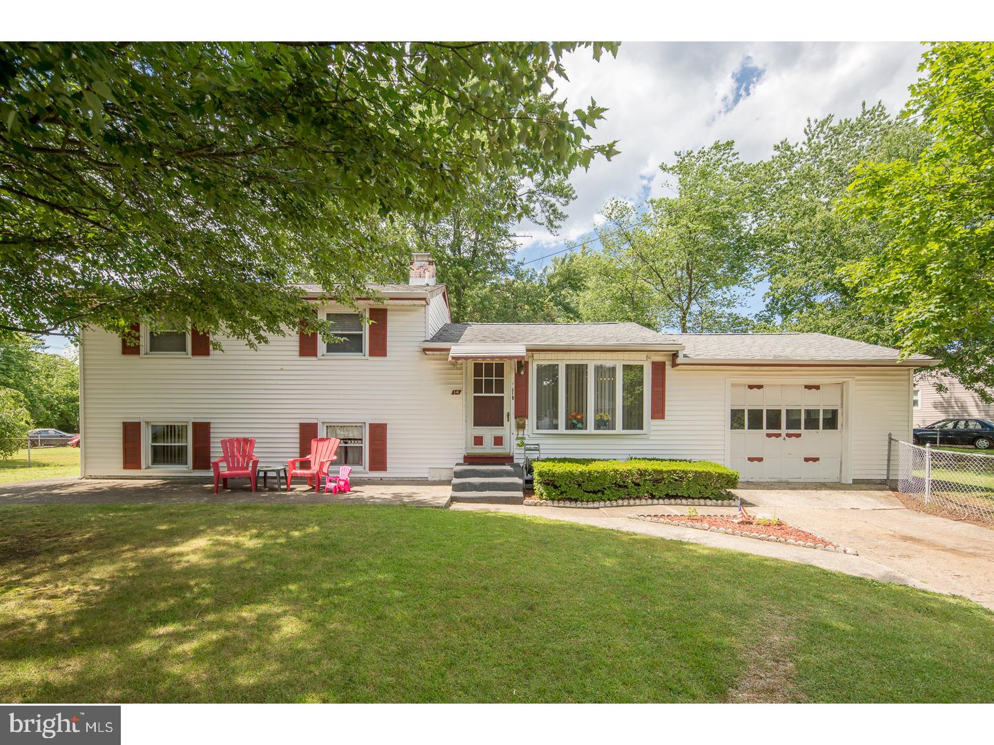 14 South Club Road Pine Hill, NJ 08021 - Photo 1 of 20