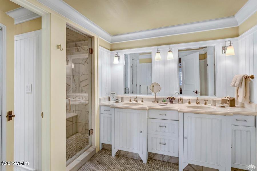 1 Willow Bridge Road, Unit 32 Vail, CO 81657 - Photo 5 of 15 OWBR Bathroom