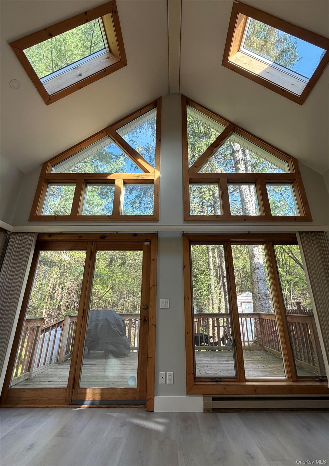 60 Medallion Road Kiamesha Lake, NY 12751 - Photo 6 of 44 a view of an entryway