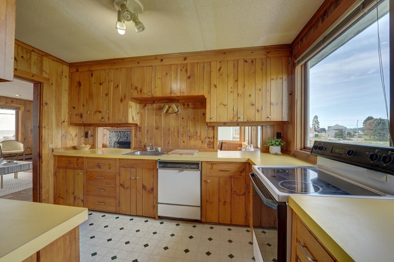 1701 Ocean Boulevard Rye, NH 03871 - Photo 15 of 37