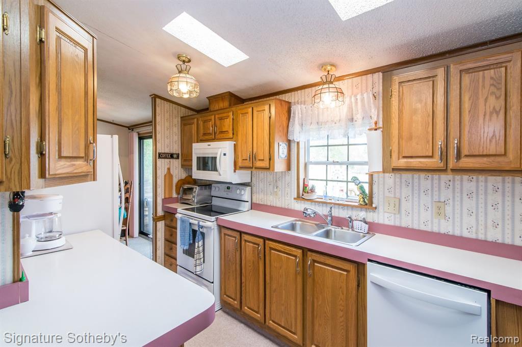 7350 Frith Road St. Clair, MI 48079 - Photo 4 of 58 Gallery Image 4