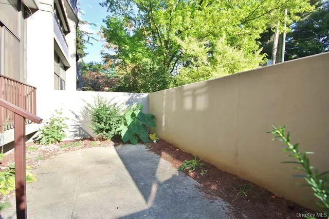 $470,000 | 15 Stewart Place, Unit 1R, White Plains, NY 10603