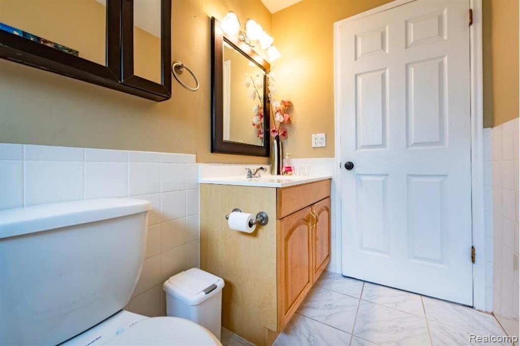 2260 Nixon Road Ann Arbor, MI 48105 - Photo 14 of 51