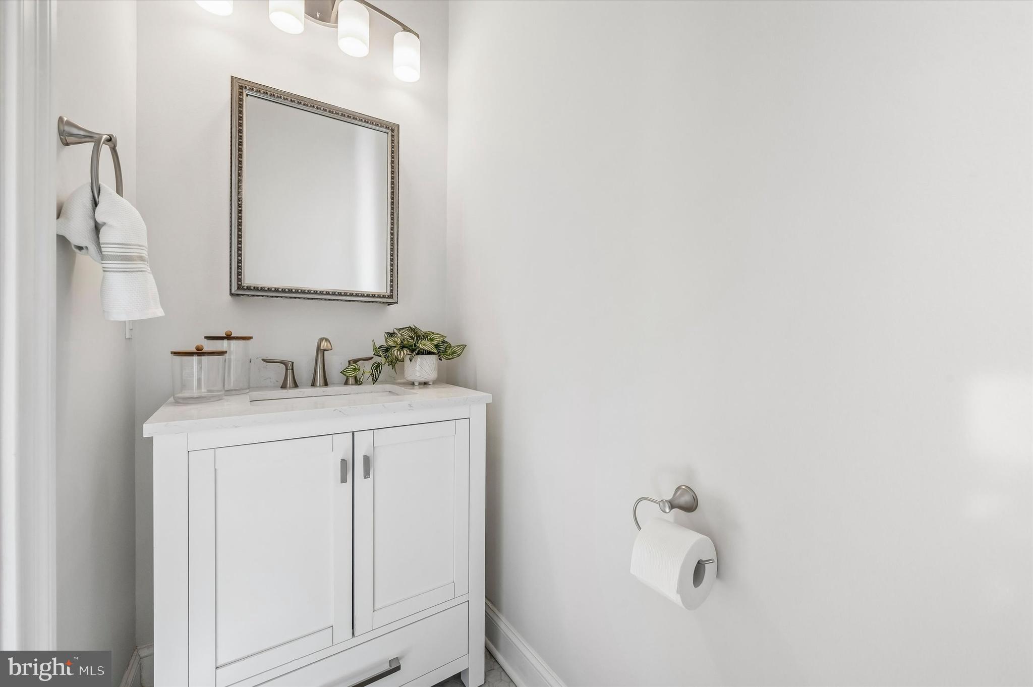 1630 Fitzwater Street Philadelphia, PA 19146 - Photo 16 of 35