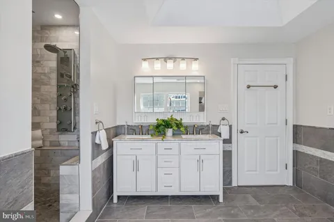 $899,000 | 1630 Fitzwater Street, Philadelphia, PA 19146