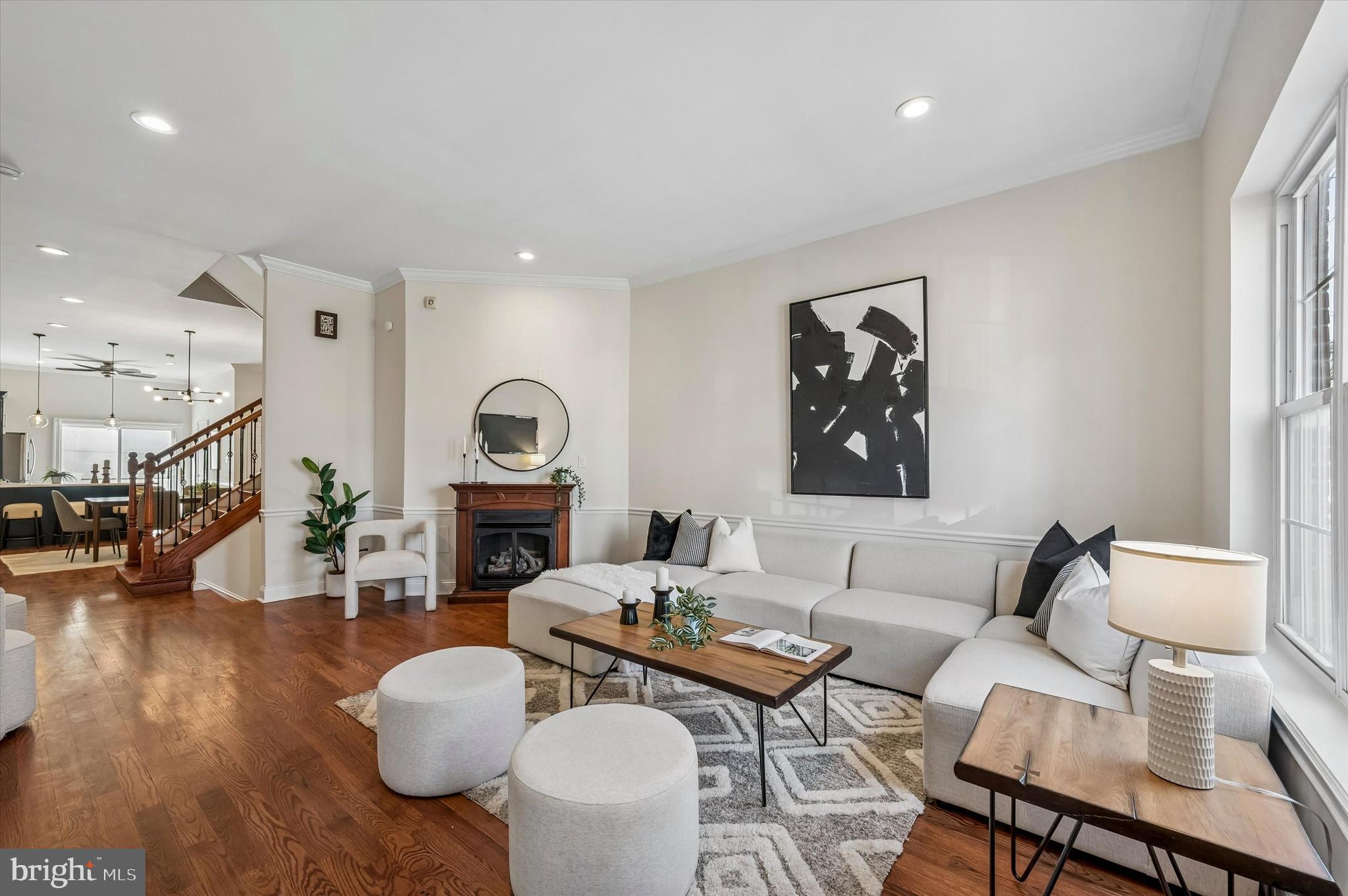 1630 Fitzwater Street Philadelphia, PA 19146 - Photo 4 of 35