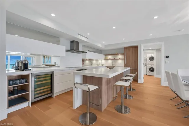 $22,500 | 2885 Gulf Shore Boulevard North, Unit 702, Naples, FL 34103