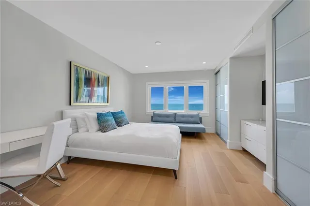 $22,500 | 2885 Gulf Shore Boulevard North, Unit 702, Naples, FL 34103