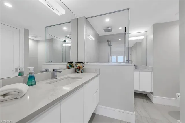 $22,500 | 2885 Gulf Shore Boulevard North, Unit 702, Naples, FL 34103