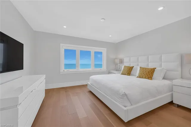 $22,500 | 2885 Gulf Shore Boulevard North, Unit 702, Naples, FL 34103