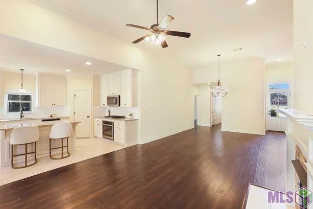 $309,900 | 11538 Hideaway Street, Denham Springs, LA 70726