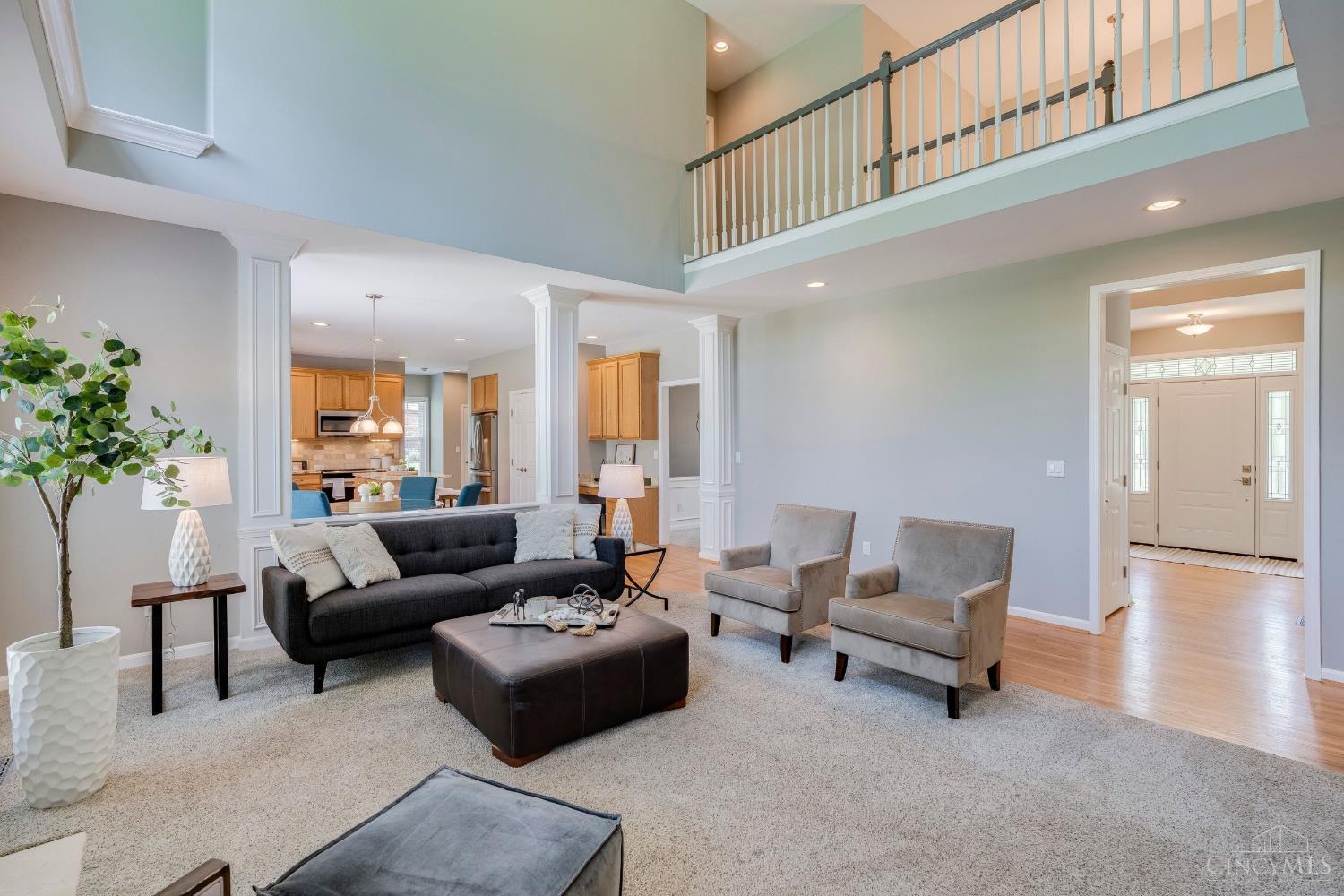 5038 Midfield Road Cincinnati, OH 45244 - Photo 12 of 55