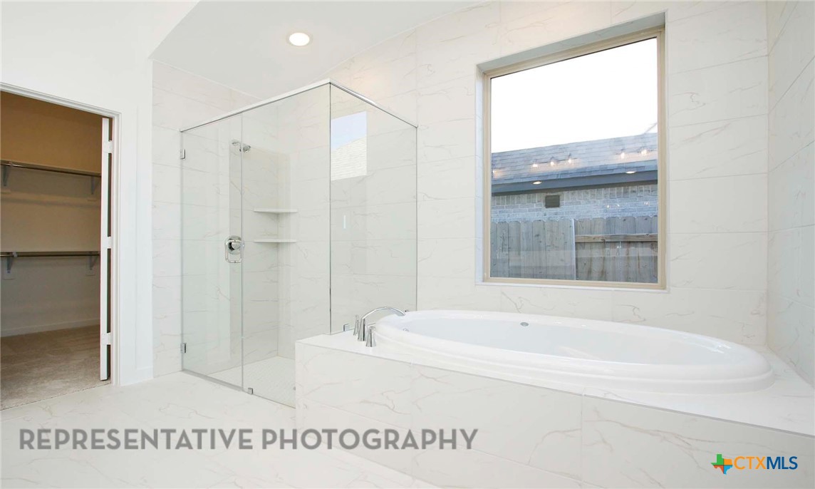 108 Ribera Drive Liberty Hill, TX 78642 - Photo 9 of 27 Primary Bathroom