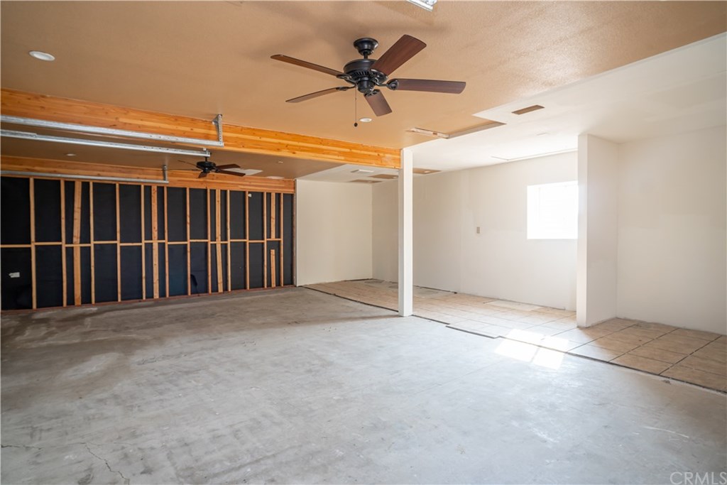 17301 Santa Rosa Mine Road Perris, CA 92570 - Photo 34 of 42 Interior of second garage
