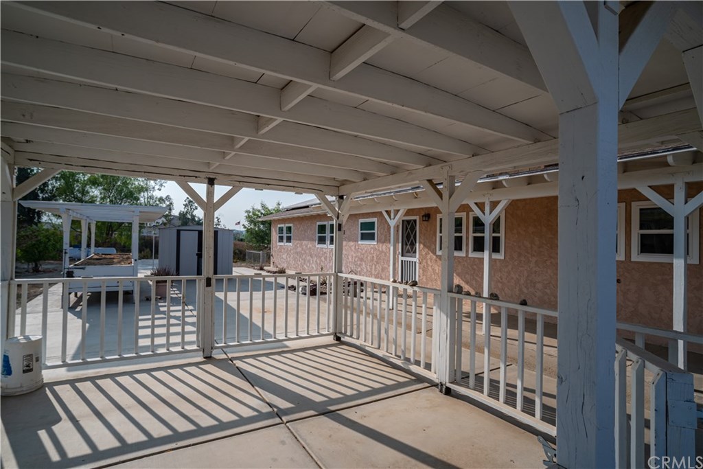 17301 Santa Rosa Mine Road Perris, CA 92570 - Photo 41 of 42 Covered patio area