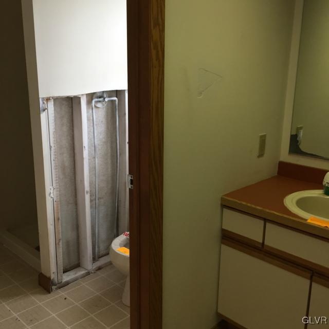 1640 North Brookside Road Lower Macungie Township, PA 18062 - Photo 6 of 19