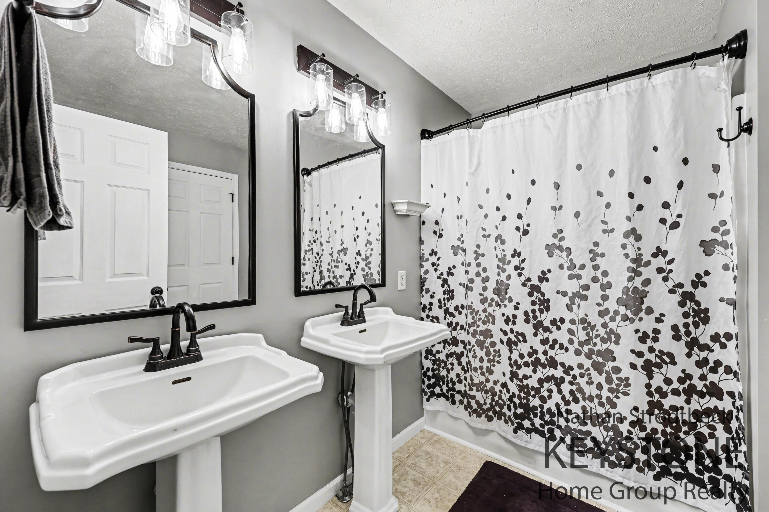 2089 Elwood Boulevard Spring Arbor, MI 49283 - Photo 11 of 24 CFHJ9605