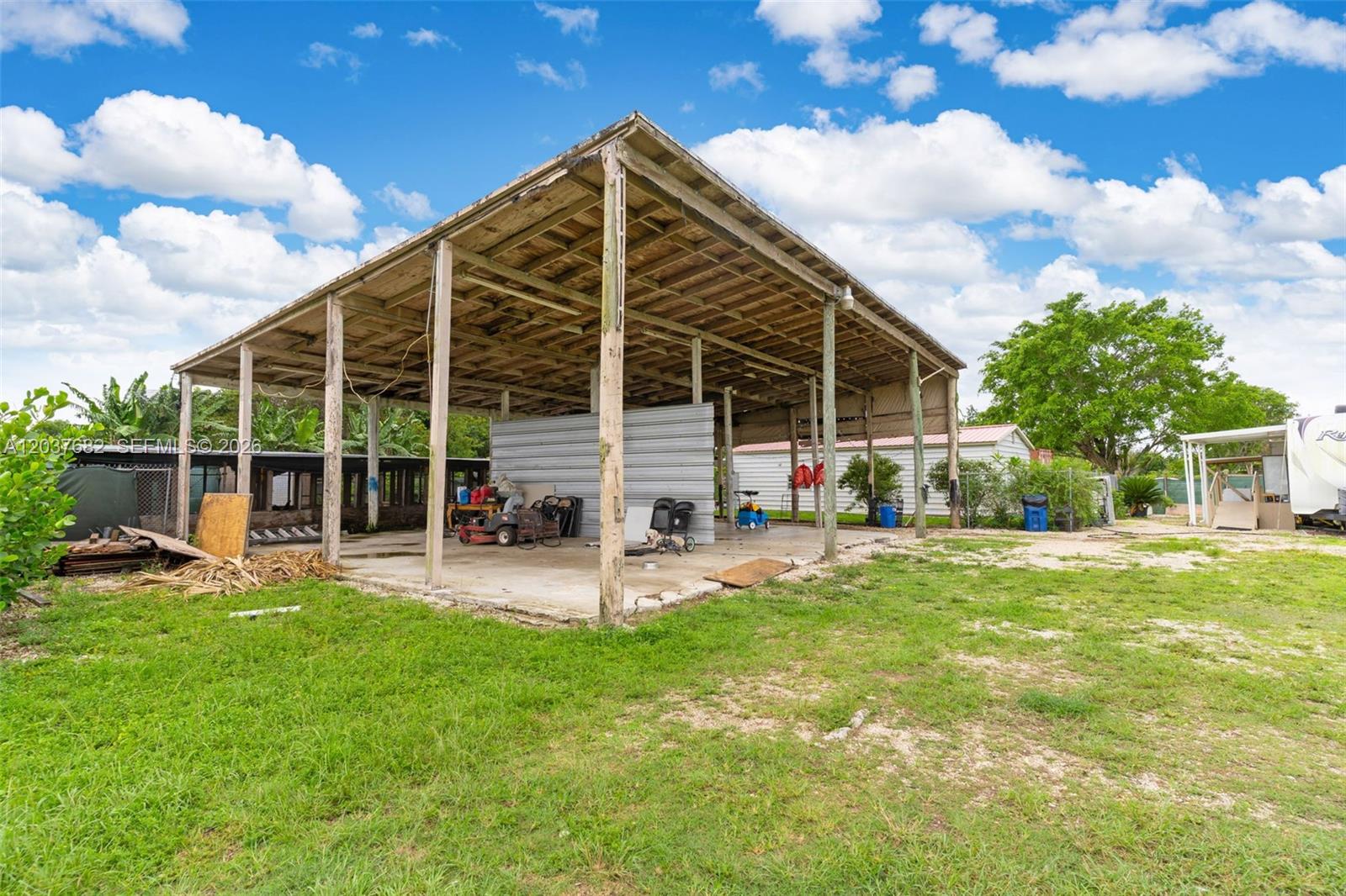 20304 Southwest 186th Street Miami, FL 33187 - Photo 22 of 32