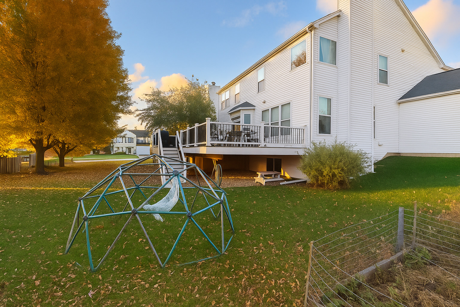246 West Winding Trail Circle Round Lake, IL 60073 - Photo 25 of 26 a view of a chairs and tables on the patio