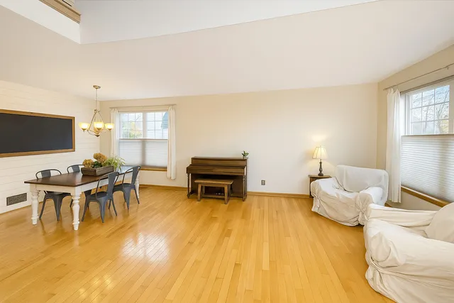 $449,900 | 246 West Winding Trail Circle, Round Lake, IL 60073