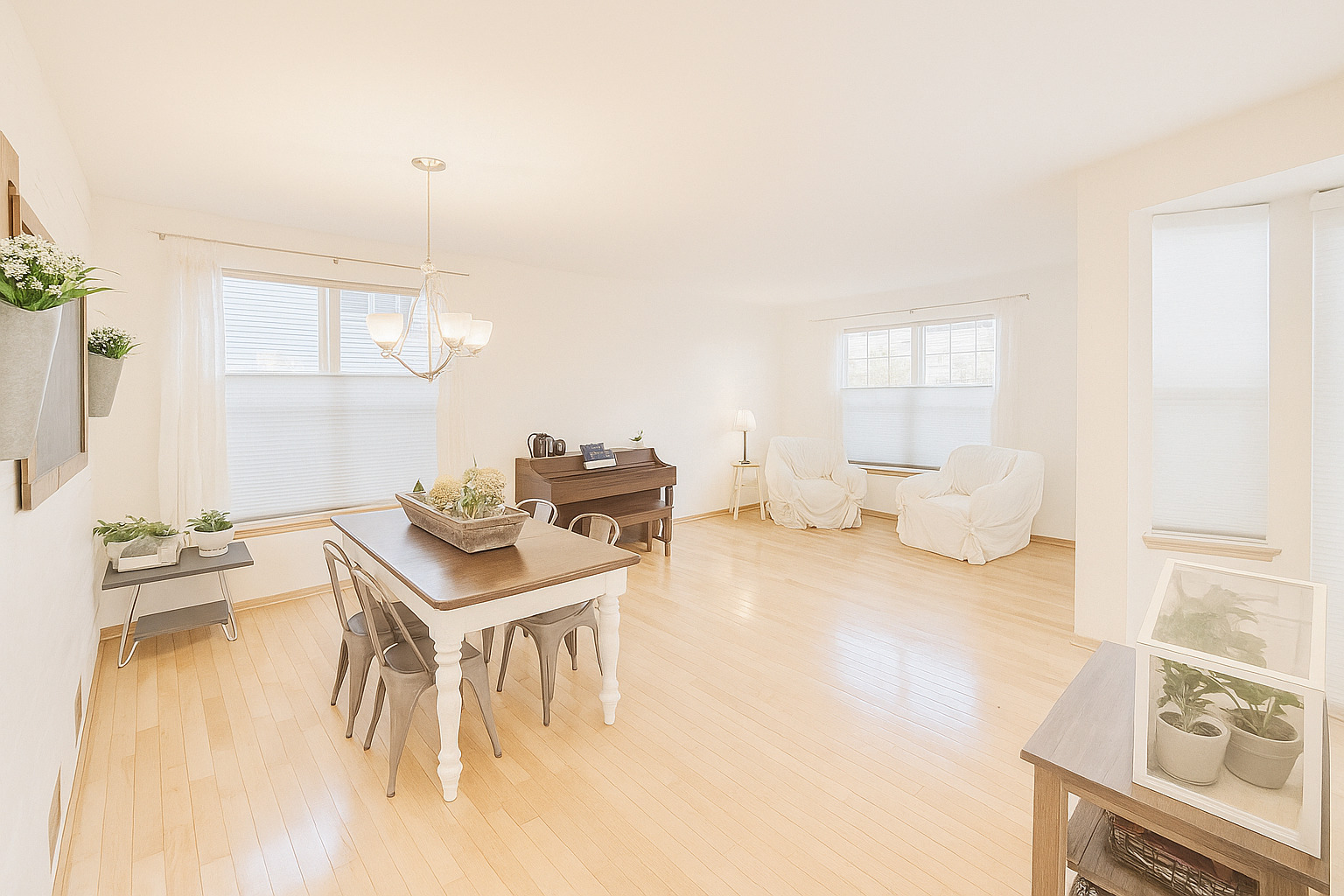 246 West Winding Trail Circle Round Lake, IL 60073 - Photo 5 of 26 a living room with furniture and a table