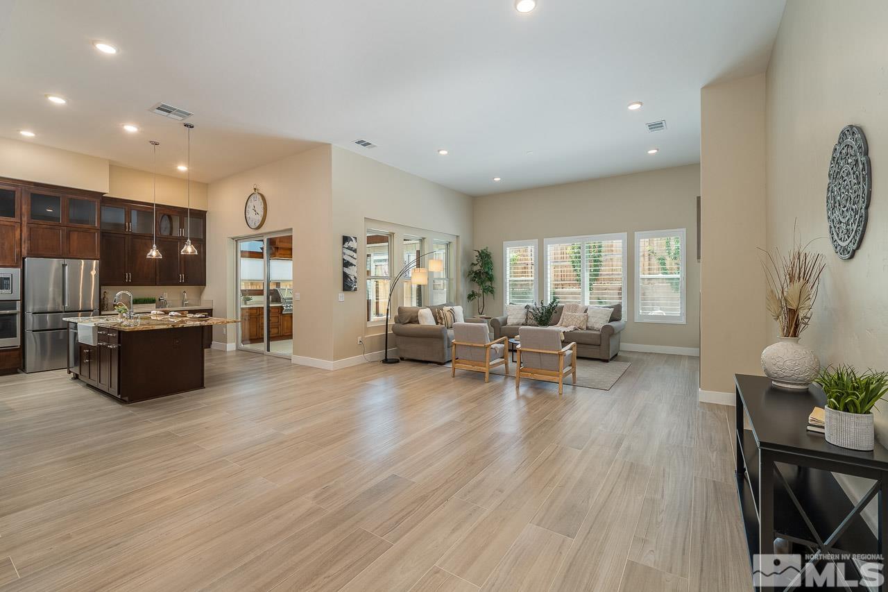 924 Little Star Drive Reno, NV 89511 - Photo 6 of 29 Photo 6