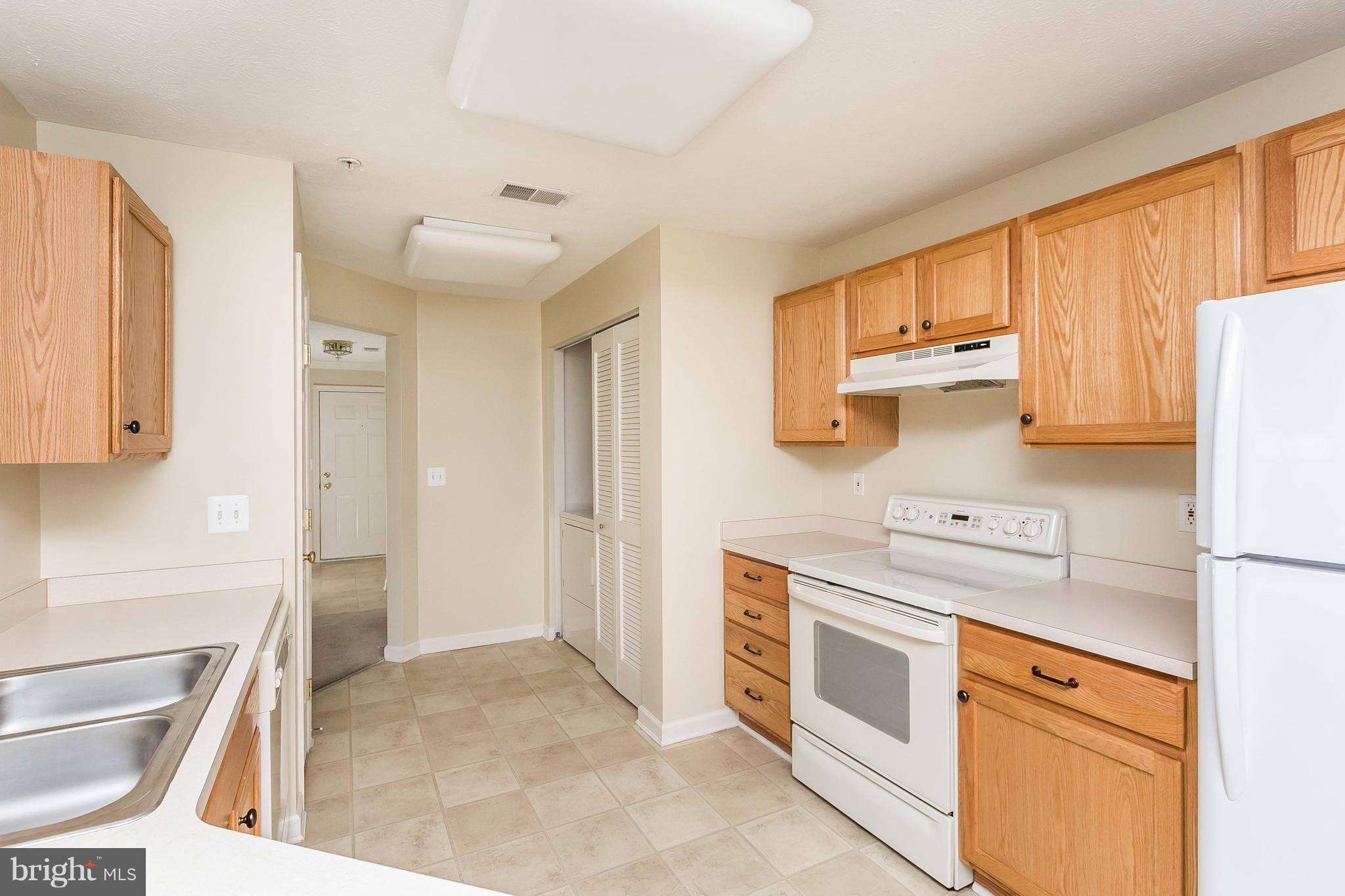 9607 Haven Farm Road, Unit H Perry Hall, MD 21128 - Photo 12 of 30 Kitchen