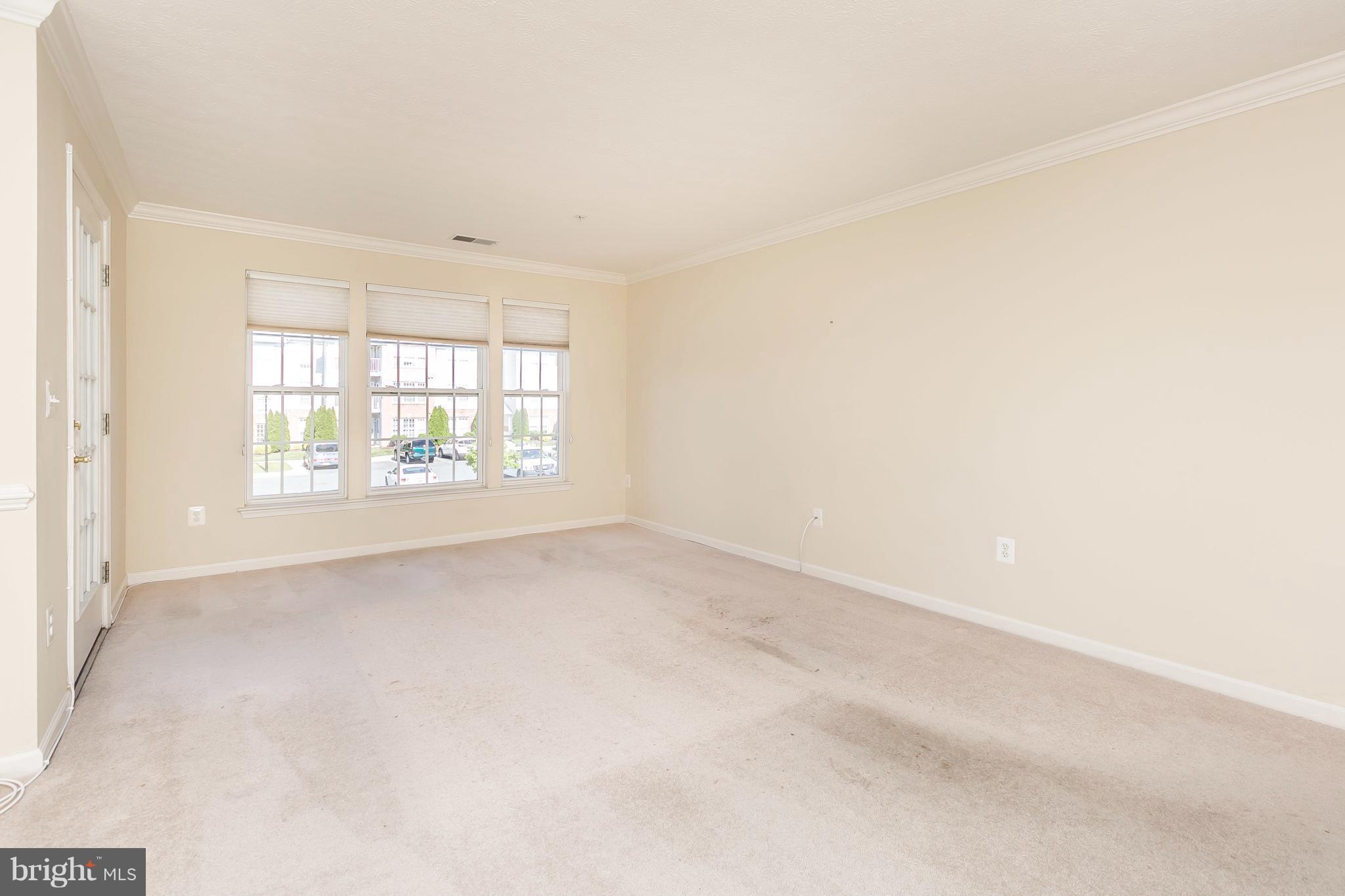 9607 Haven Farm Road, Unit H Perry Hall, MD 21128 - Photo 5 of 30 Living Room