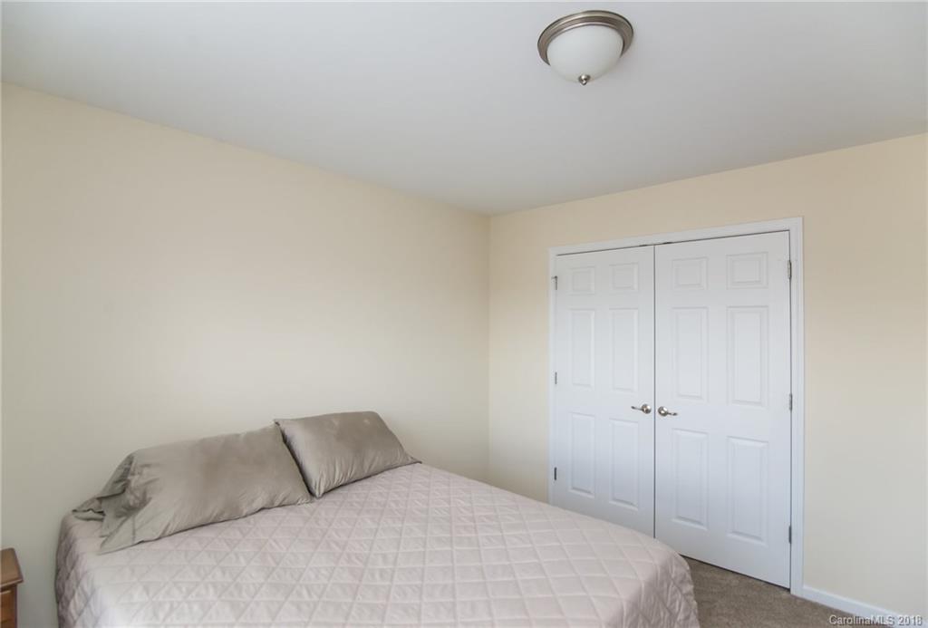 212 Clear Spring Court Fort Mill, SC 29708 - Photo 19 of 26 Gallery Image 19
