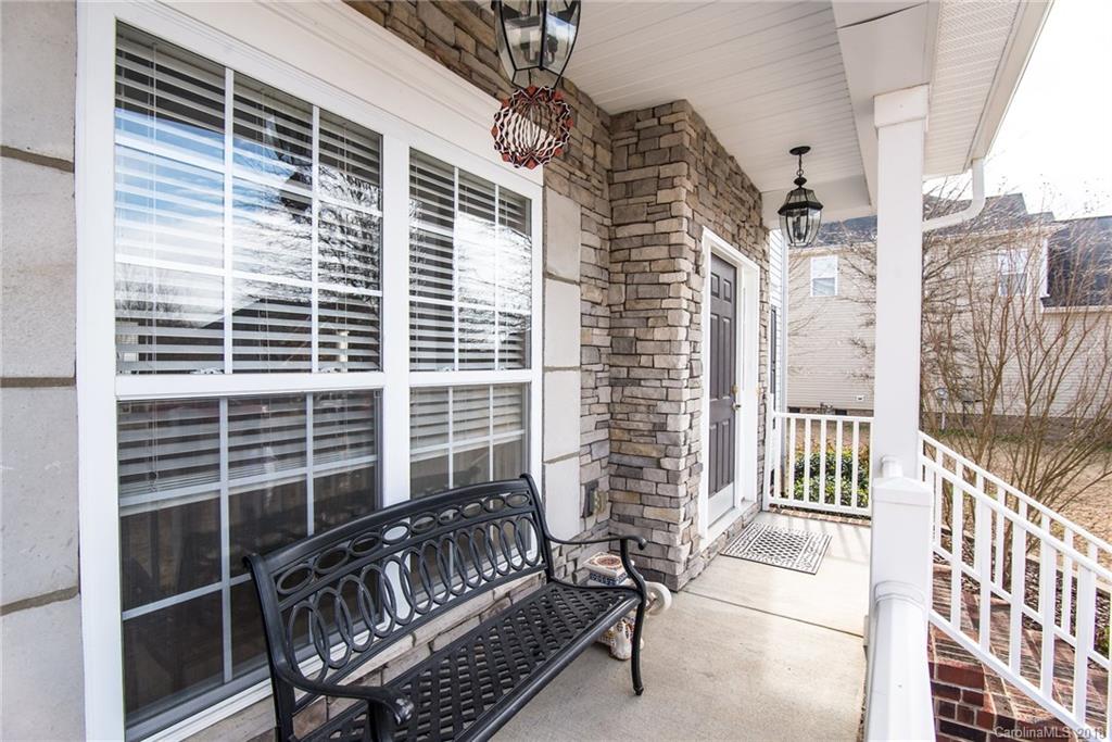 212 Clear Spring Court Fort Mill, SC 29708 - Photo 3 of 26 Gallery Image 3